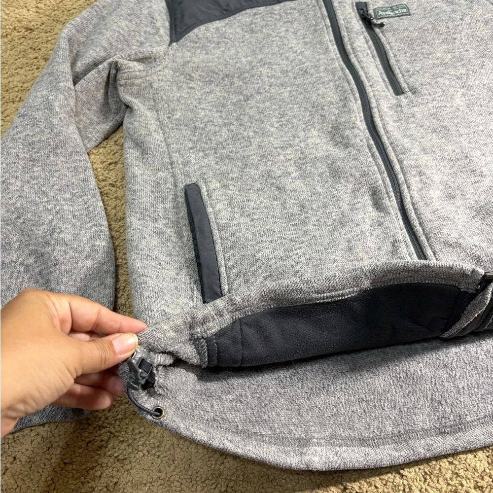 Avalanche Men’s Large Black and‎ Gray Jacket